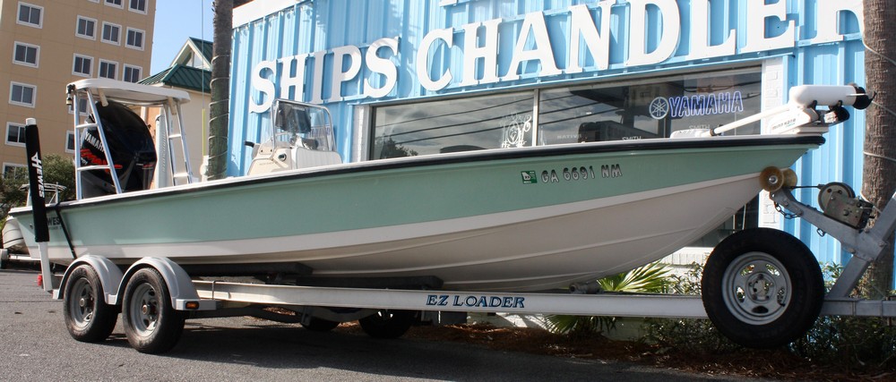 2007 Hewes 21 Redfisher at the Ships Chandler Marine in Destin FL